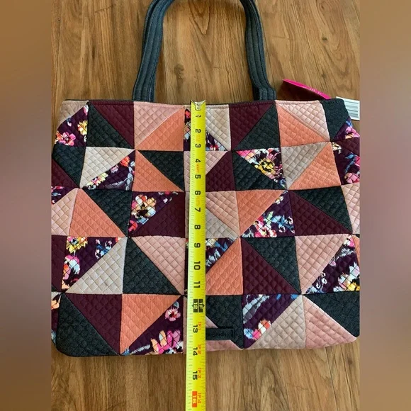 Vera Bradley Patchwork Iconic Vera Tote in Denim Navy New - Picture 4 of 7